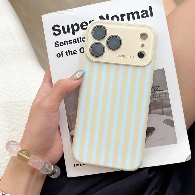 Retro Stripe High-Contrast Phone Case – Skin-Friendly Anti-Drop Lens Cover for iPhone 17 Pro Max