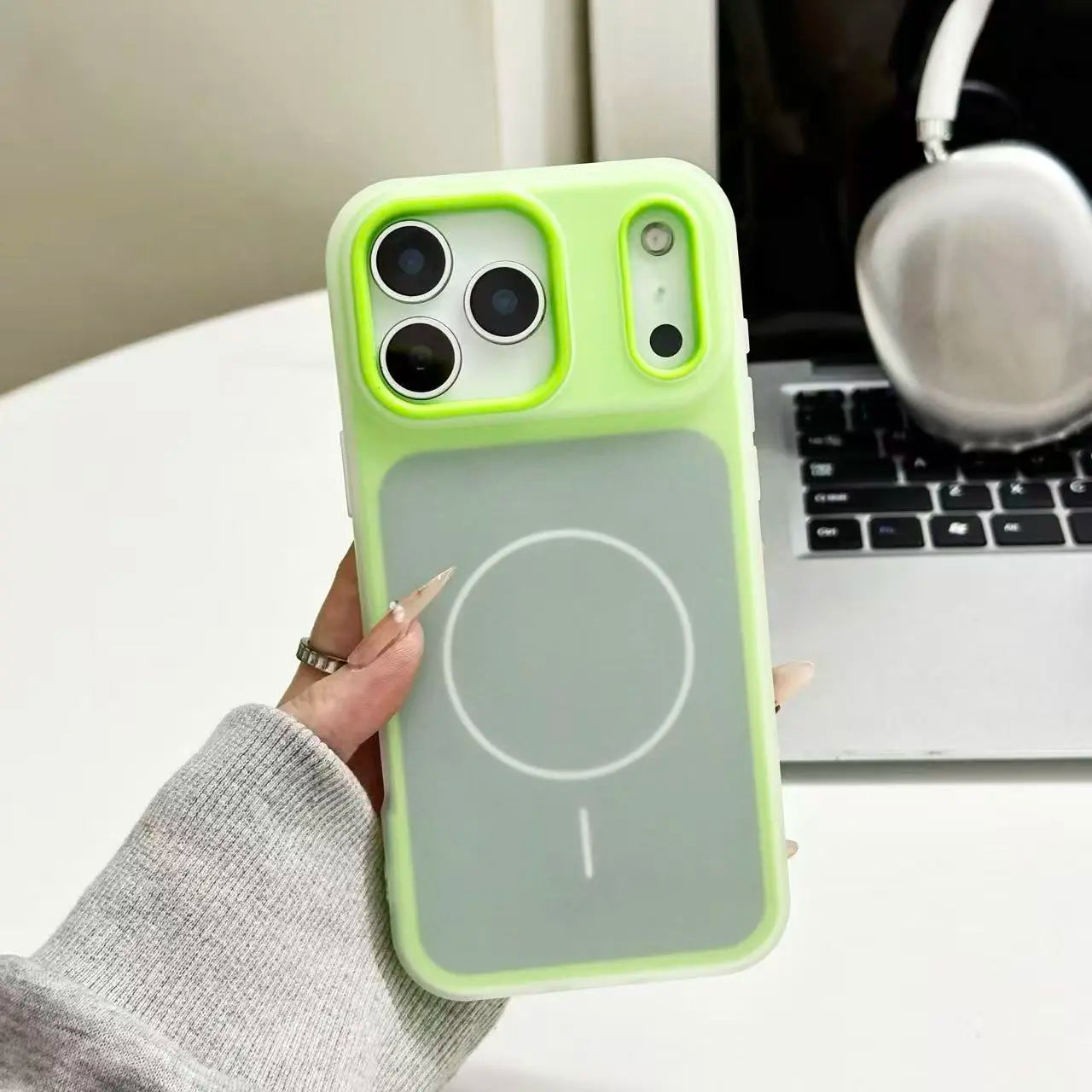MagSafe Phone Case – Dual Layer Color-Blocking Shockproof Cover for iPhone 17 Pro Max