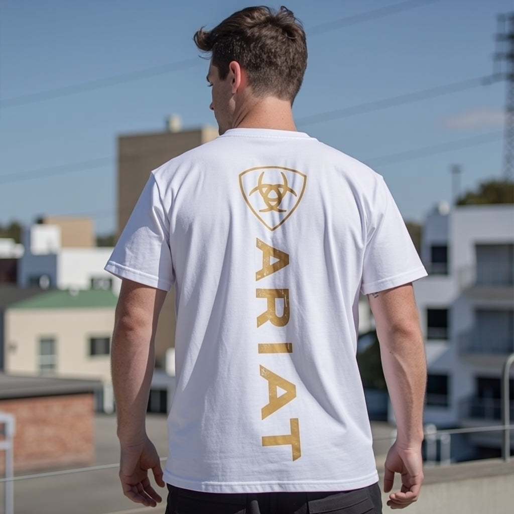 Ariat Minimalist Logo Graphic T-Shirt (Soft Breathable Cotton)
