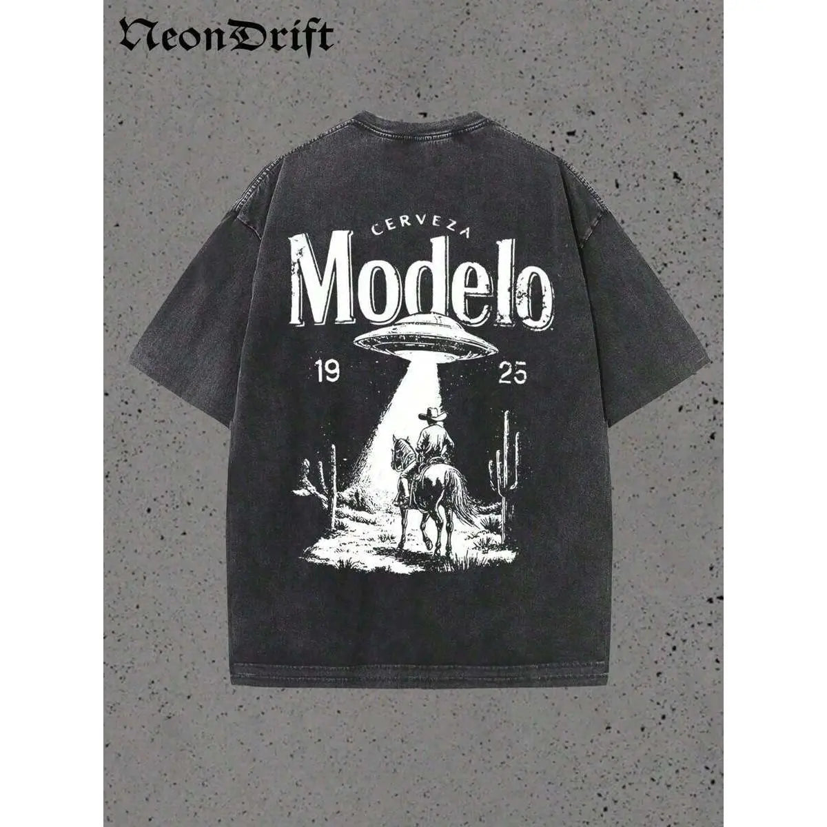 Modelo UFO Cowboy Shirt | 230g Heavyweight Vintage Washed Graphic Tee