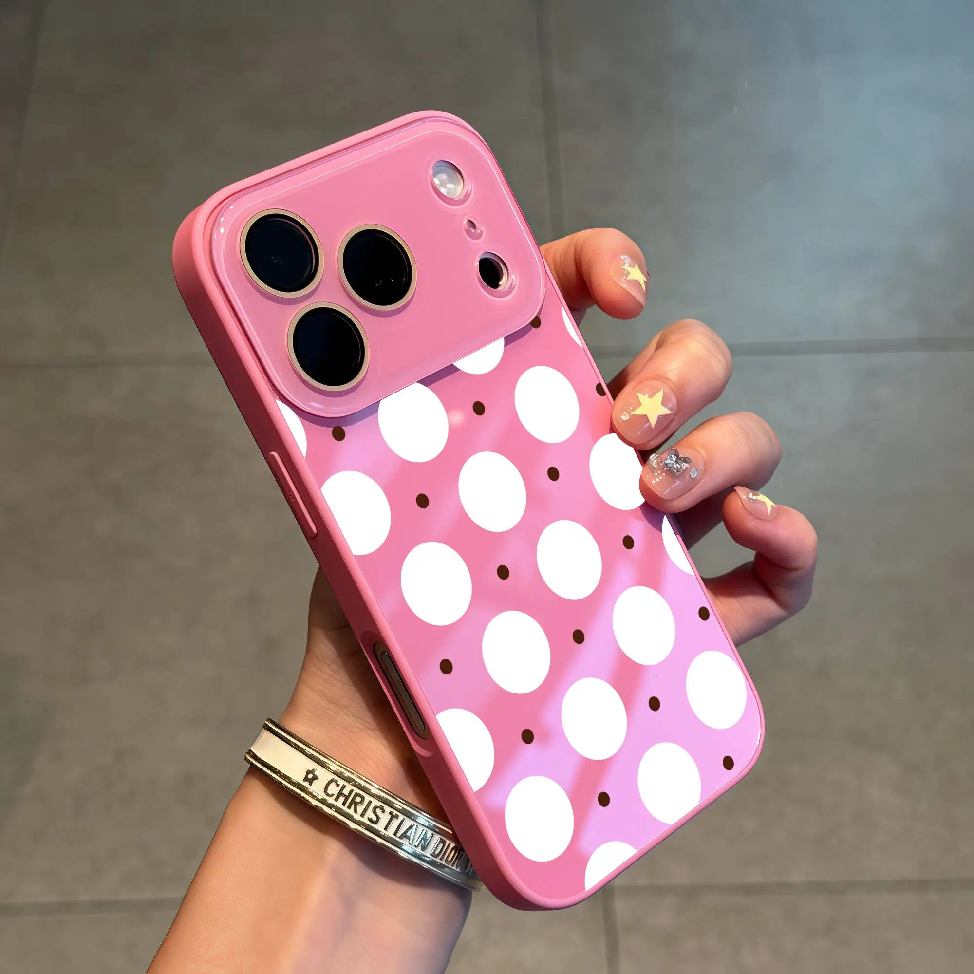 Cute Summer Polka Dot Case – Shockproof Glossy Cover with Camera Protection for iPhone 17 Pro Max
