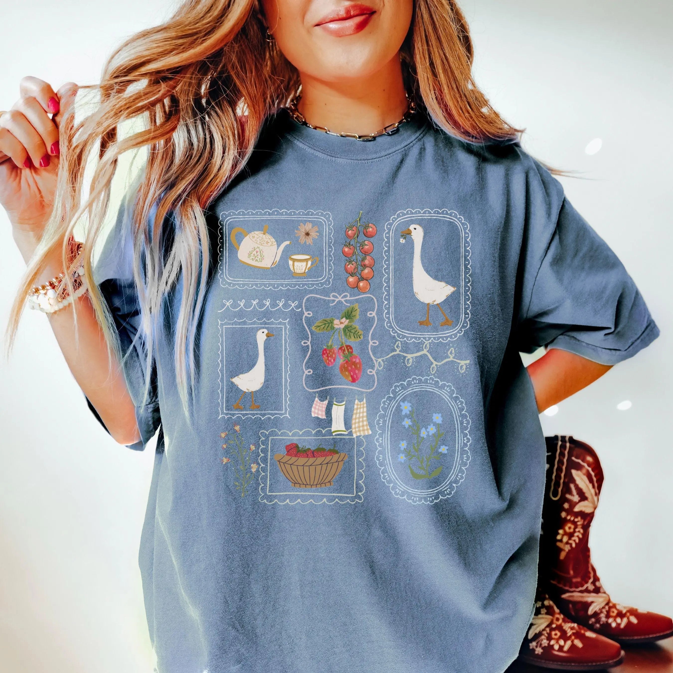 Vintage Cottagecore Goose Shirt | Retro Frame Graphic Stamp Tee